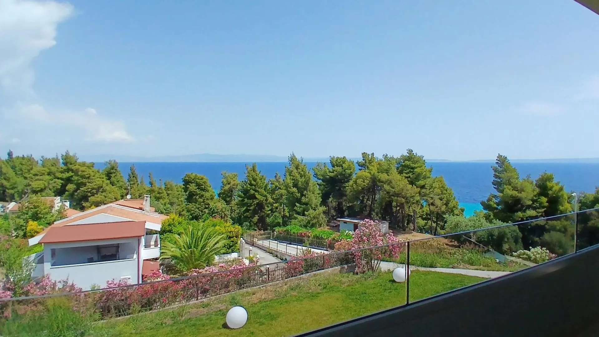 Helios Blue Villas Kassandra Kriopigi