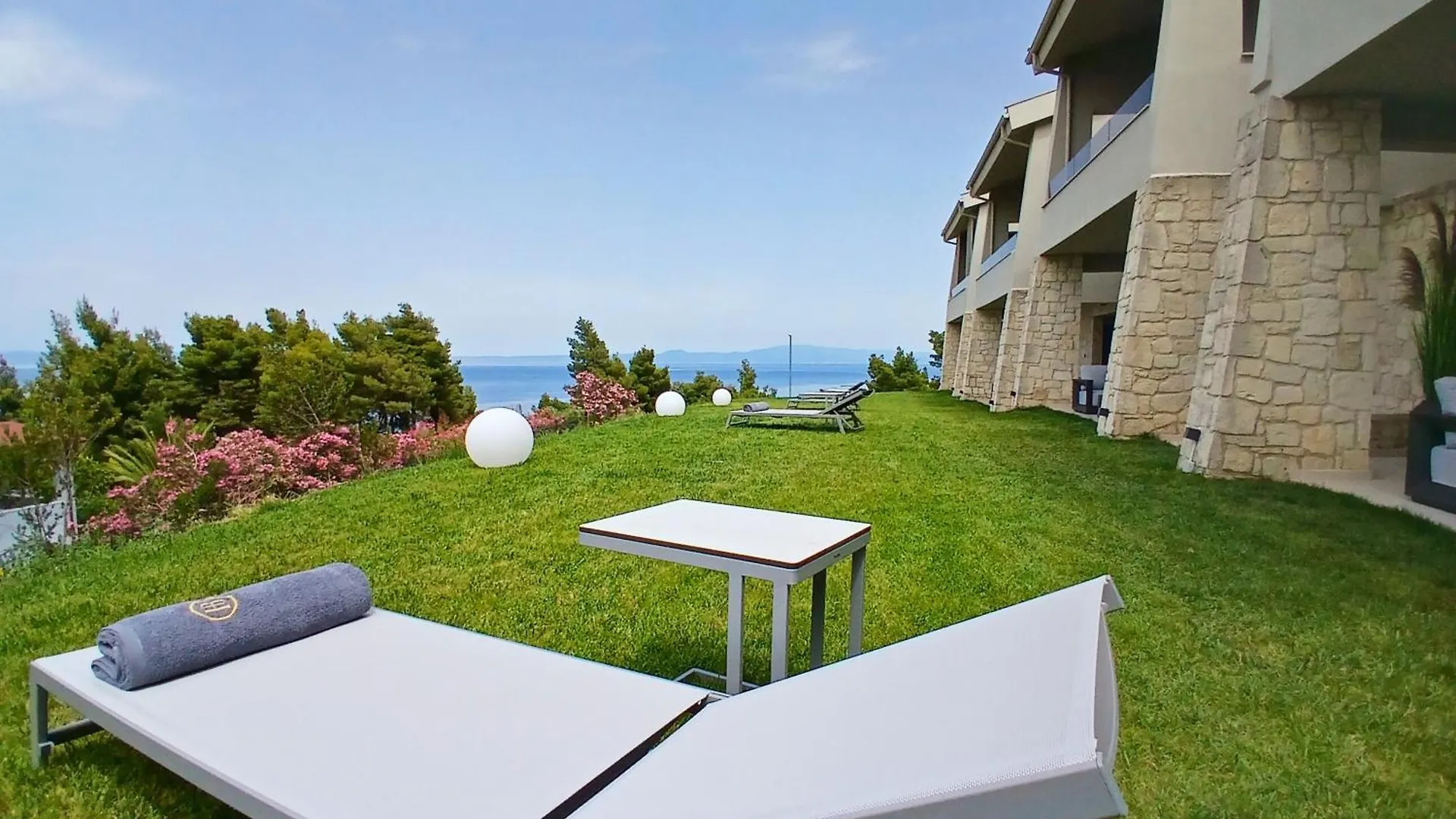 Helios Blue Villas Kassandra Kriopigi