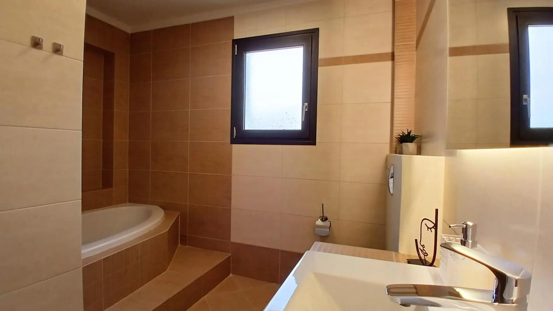 Helios Blue Villas Kassandra Kriopigi