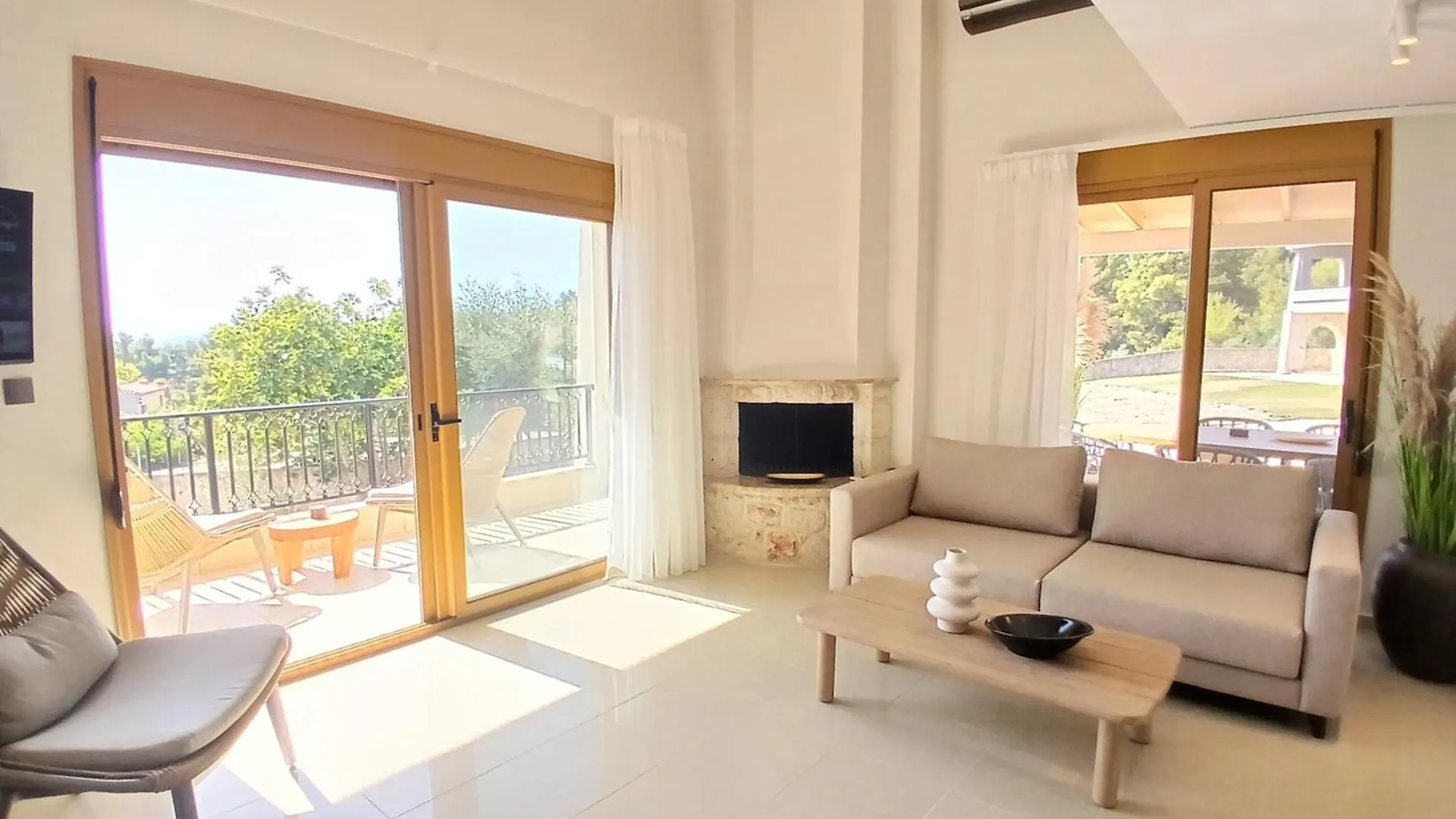 Helios Blue Villas Kassandra Kriopigi 0*,  Greece
