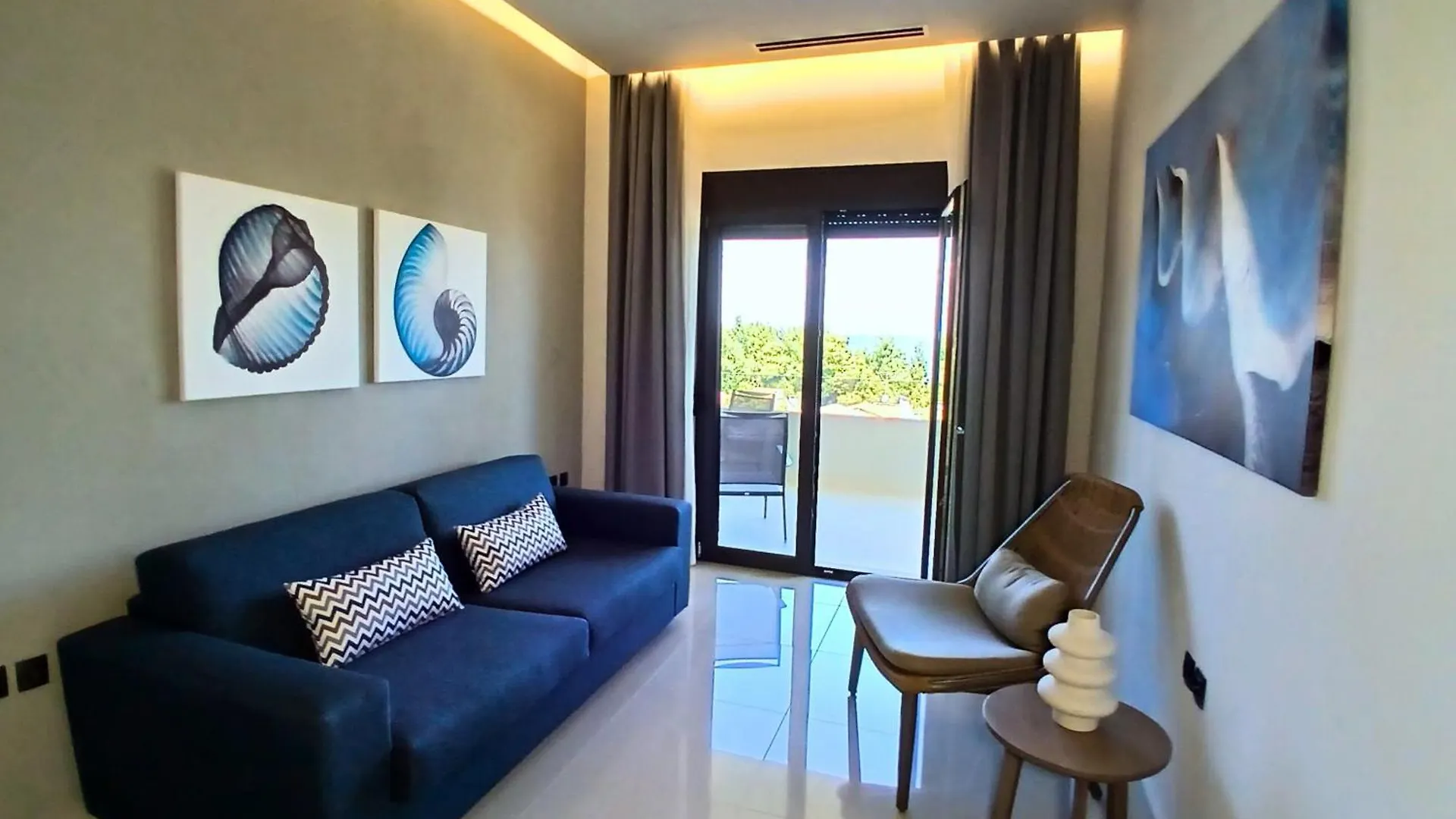 Helios Blue Villas Kassandra Kriopigi