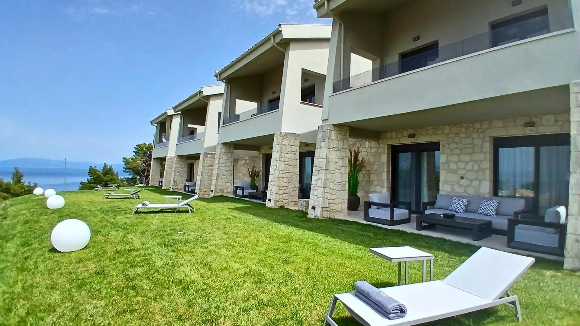 Helios Blue Villas Kassandra Kriopigi Greece